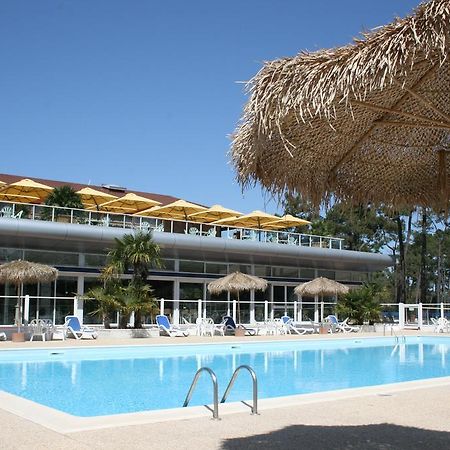 Hotel Azureva Ronce Les Bains Zewnętrze zdjęcie
